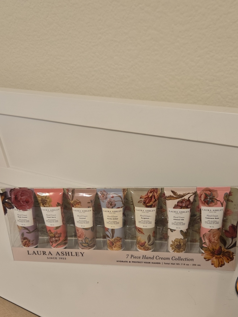 Laura Ashley 7-Piece Floral Hand Cream Collection - Assorted Pink & Cream Nwt
